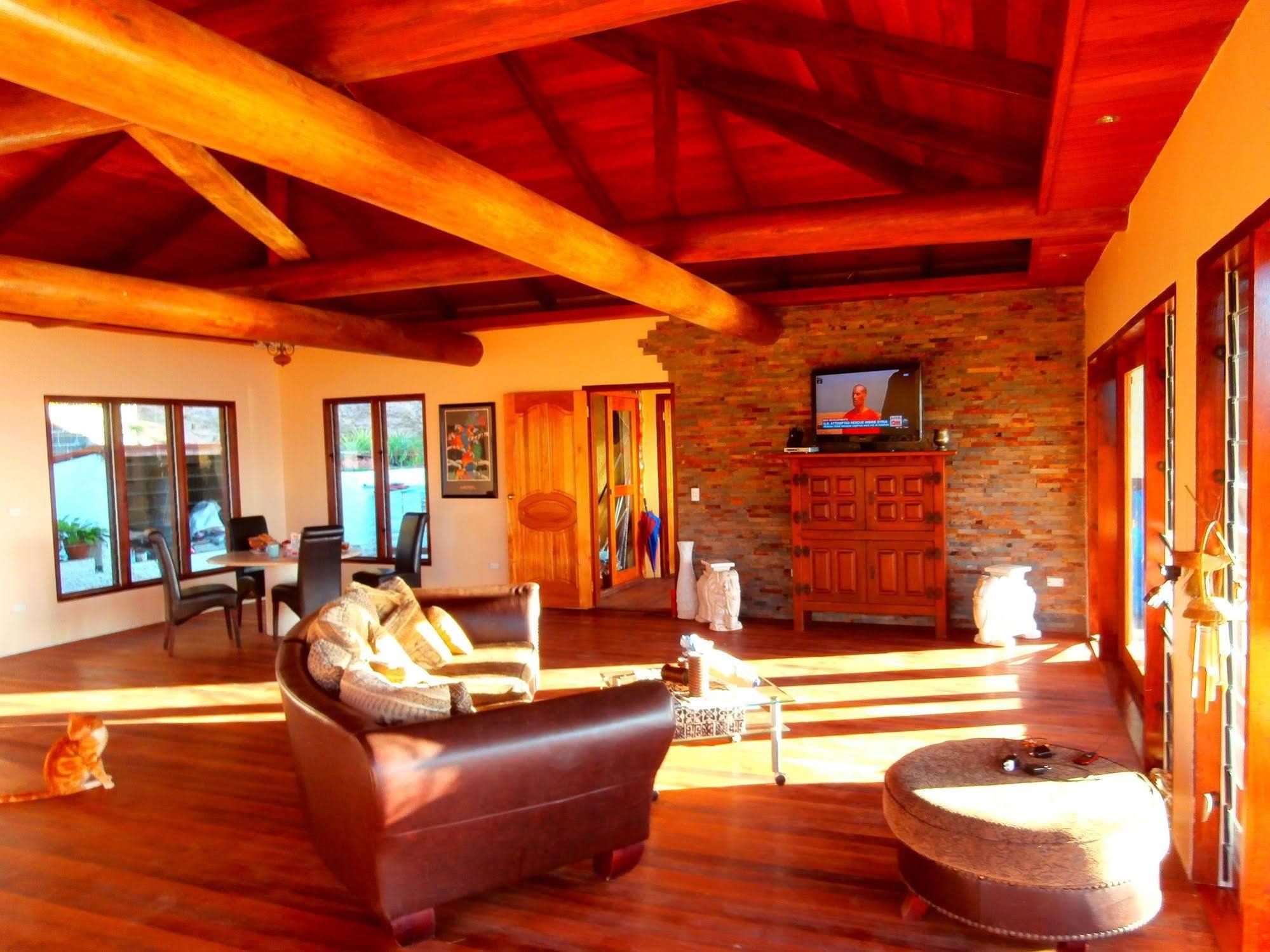 Korovesi Sunshine Villas Savusavu Bagian luar foto
