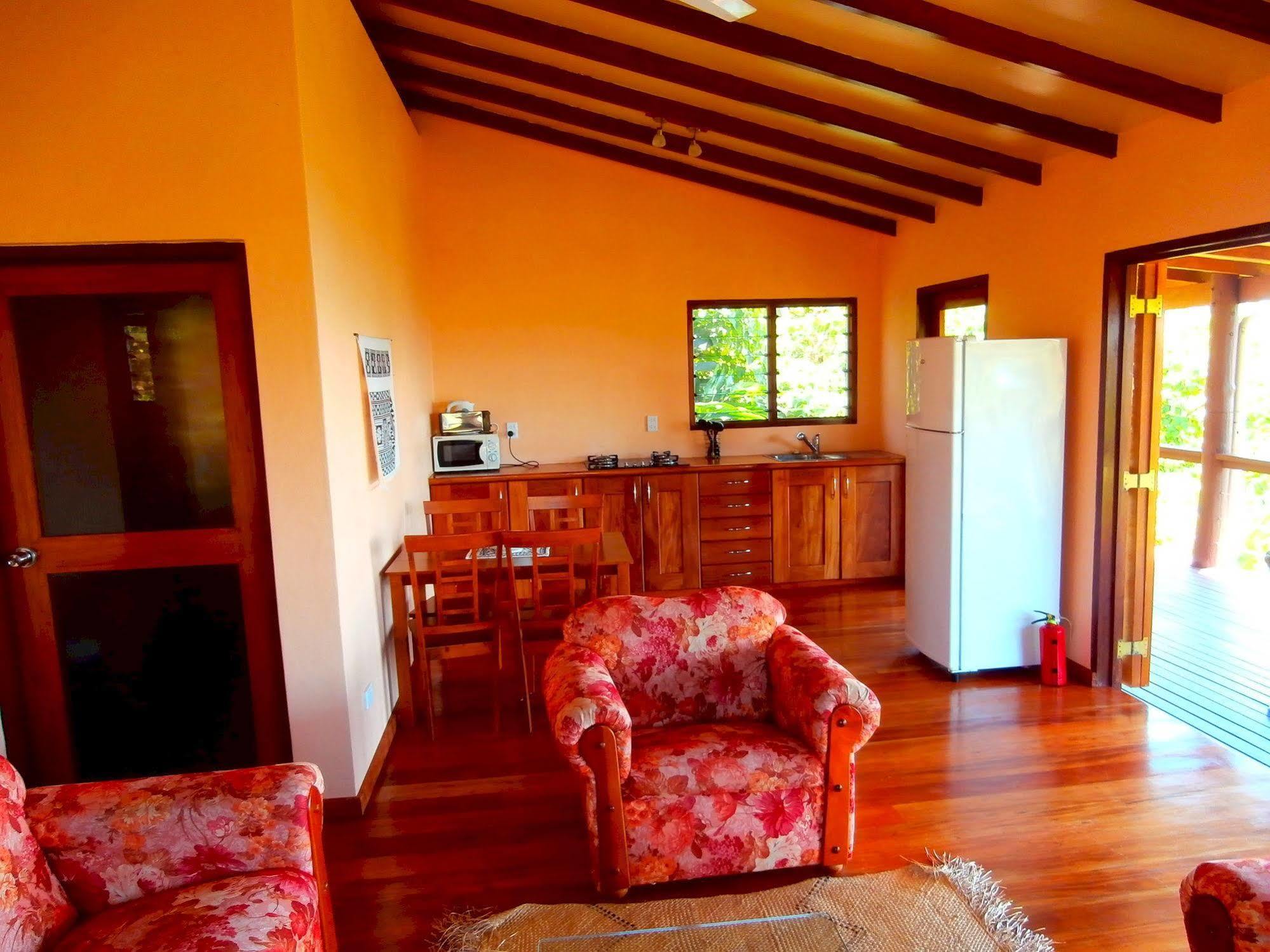 Korovesi Sunshine Villas Savusavu Bagian luar foto