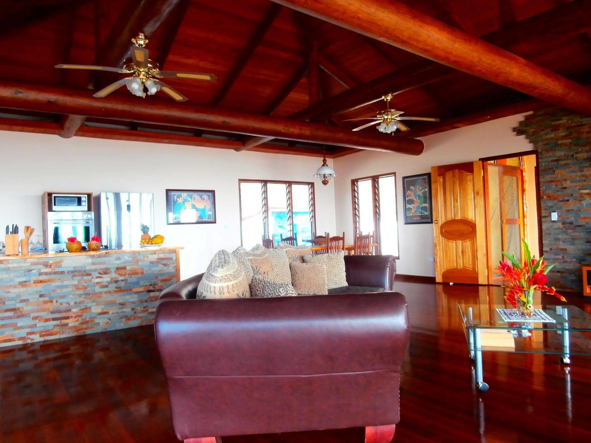 Korovesi Sunshine Villas Savusavu Bagian luar foto